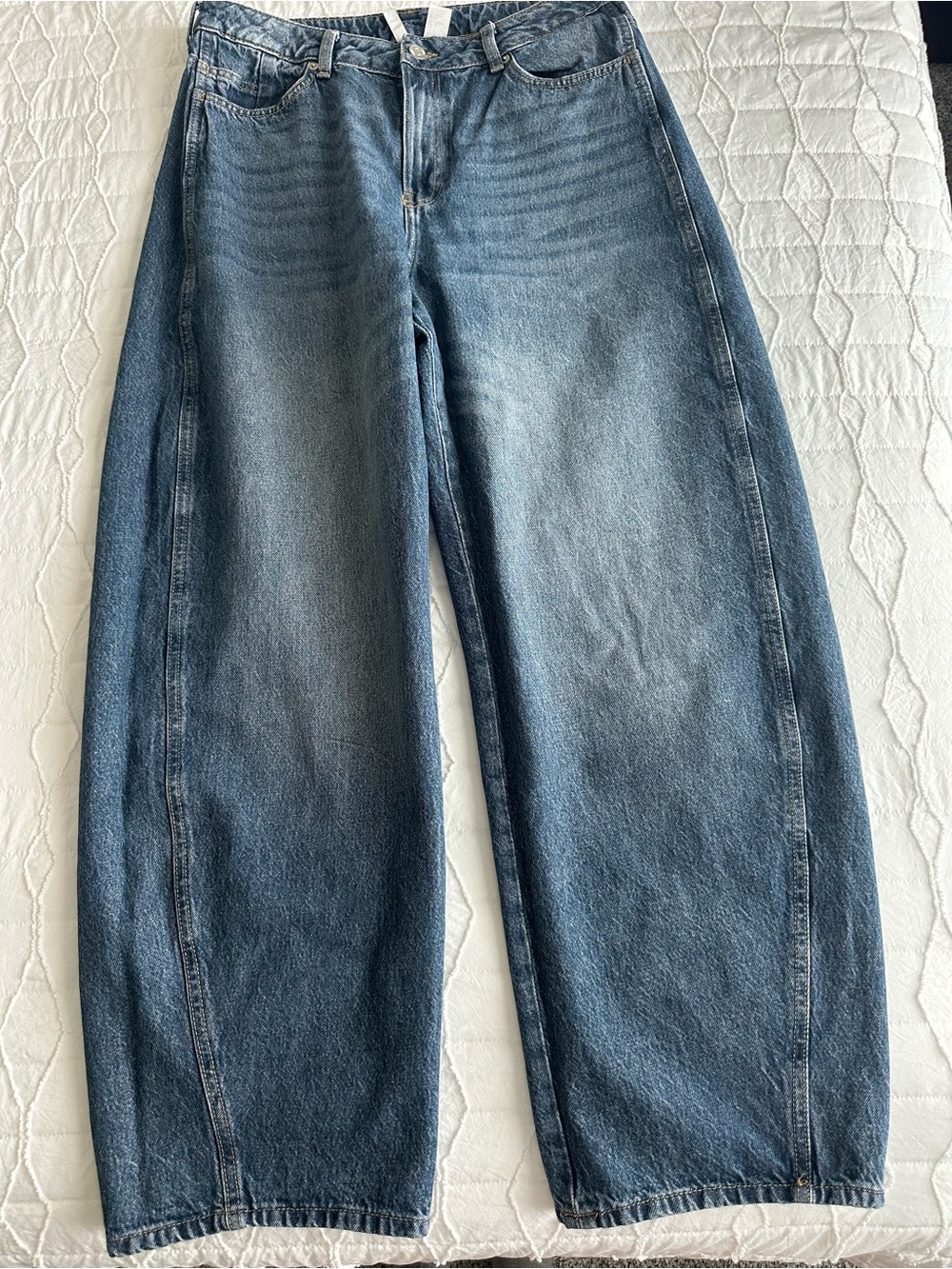 H&M Divided BARREL-LEG HIGH-WAIST JEANS
